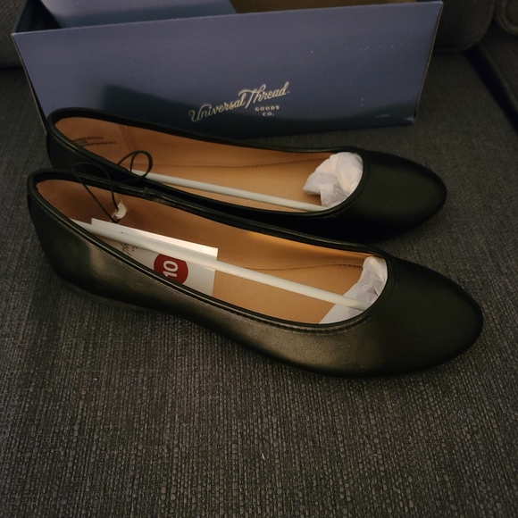 UT Everly Vegan Round Toe Black Ballet Flats 10 - Picture 4 of 8